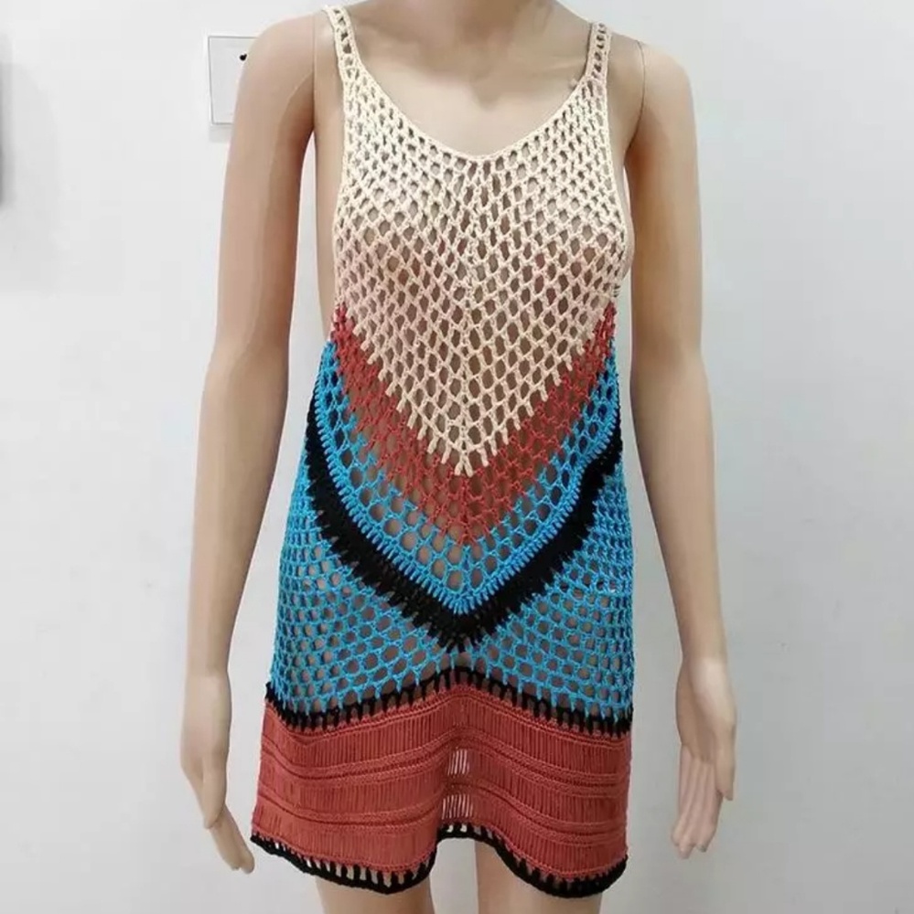 Water Edge Crochet Cover - Picture 4 of 7